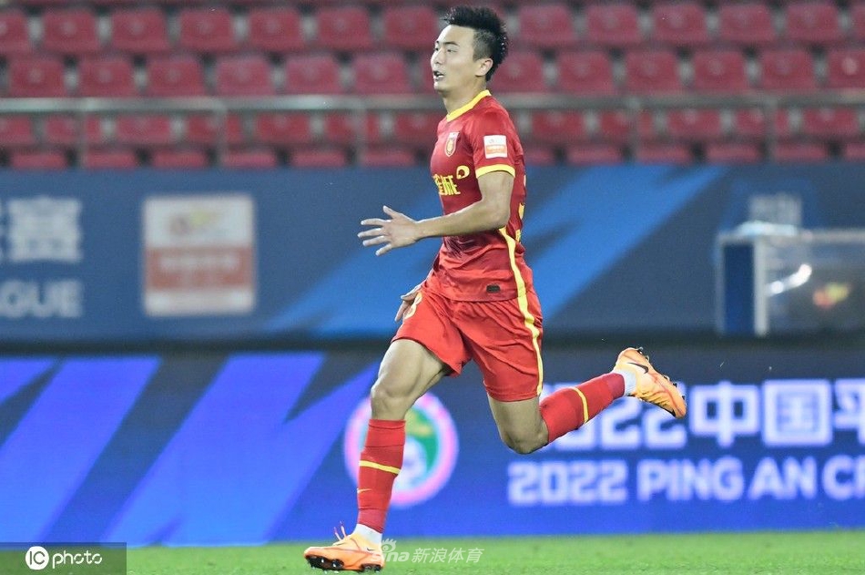 [中超]河北队2-1武汉长江