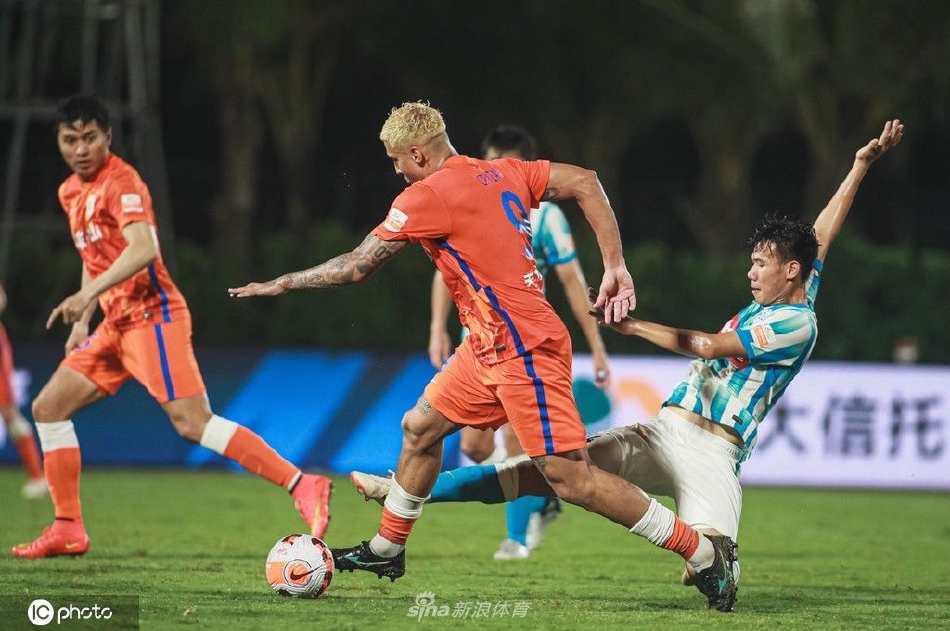 [中超]山东泰山2-0广州城