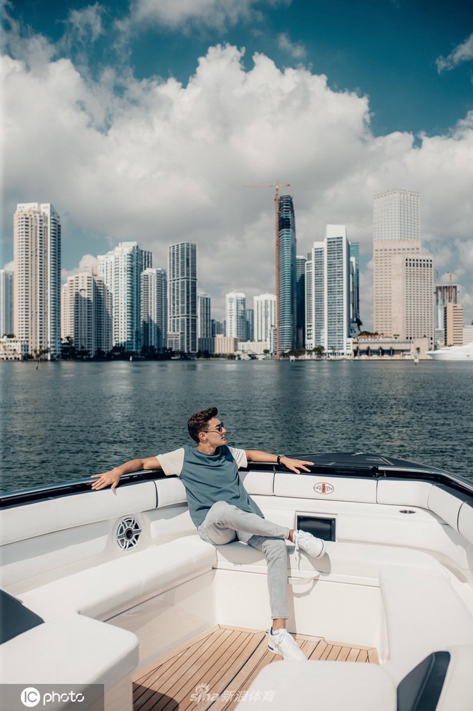 F1迈阿密大奖赛前瞻 奔驰车队车手赛前出席活动