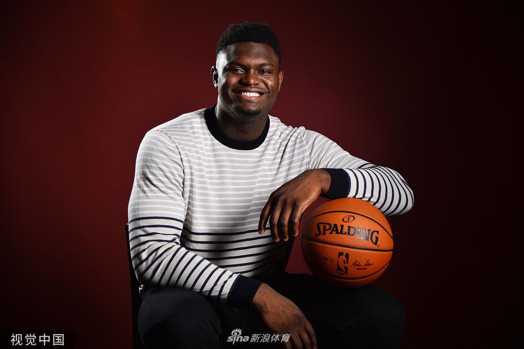 状元秀大热门锡安拍摄选秀写真 小霸王向NBA说你好！