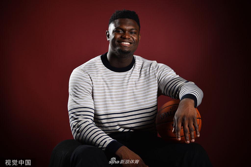 状元秀大热门锡安拍摄选秀写真 小霸王向NBA说你好！