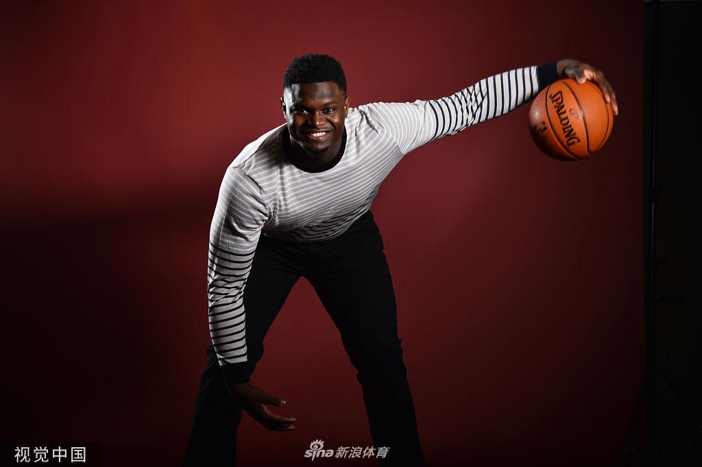 状元秀大热门锡安拍摄选秀写真 小霸王向NBA说你好！