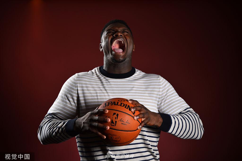 状元秀大热门锡安拍摄选秀写真 小霸王向NBA说你好！