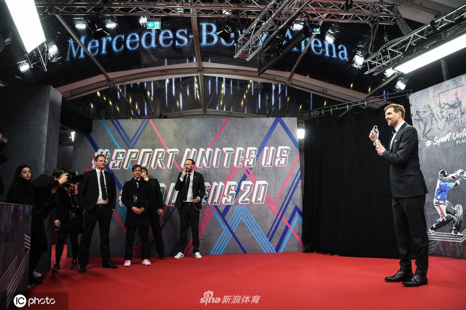 诺维茨基荣膺劳伦斯终身成就奖