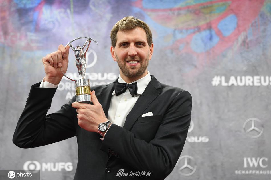 诺维茨基荣膺劳伦斯终身成就奖