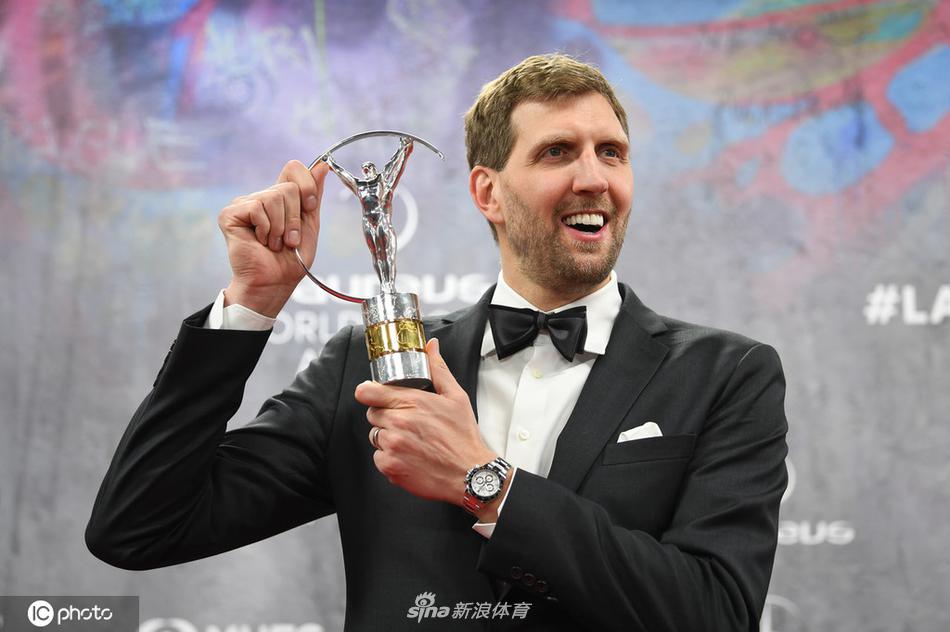 诺维茨基荣膺劳伦斯终身成就奖