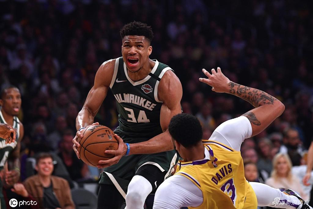 [NBA]雄鹿103-113湖人 詹姆斯37分锁定季后赛