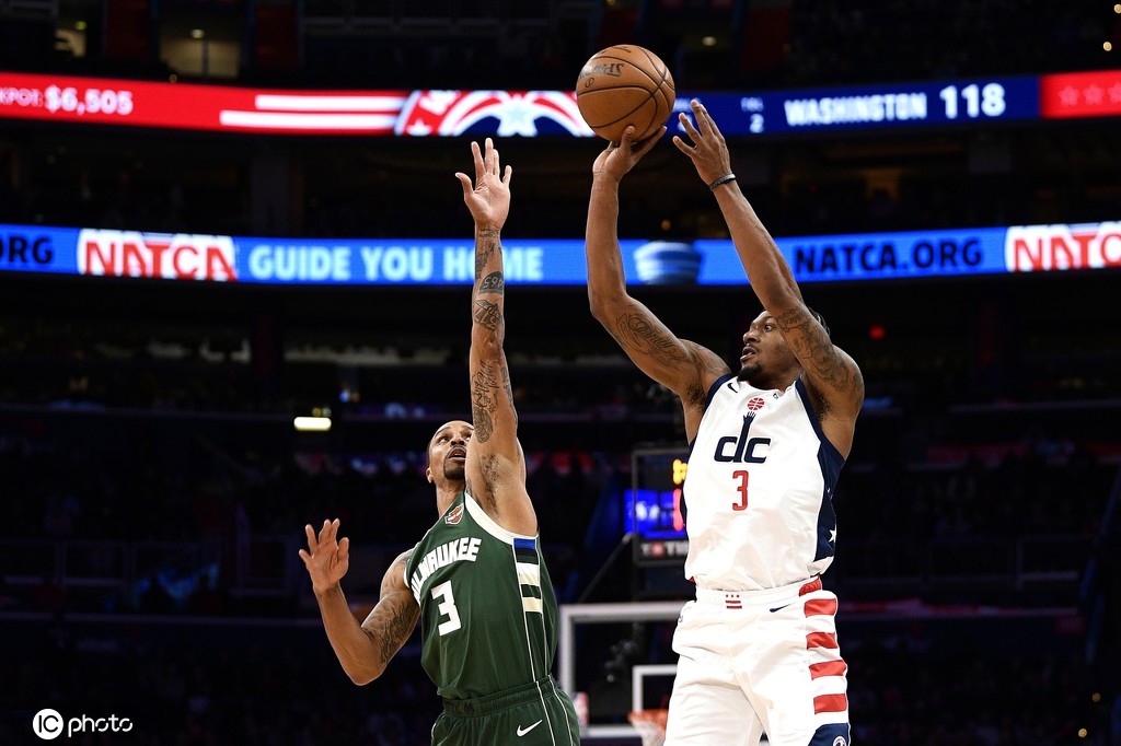 NBA本赛季回顾之令人惊叹的逆天数据 利拉德2次60+领衔