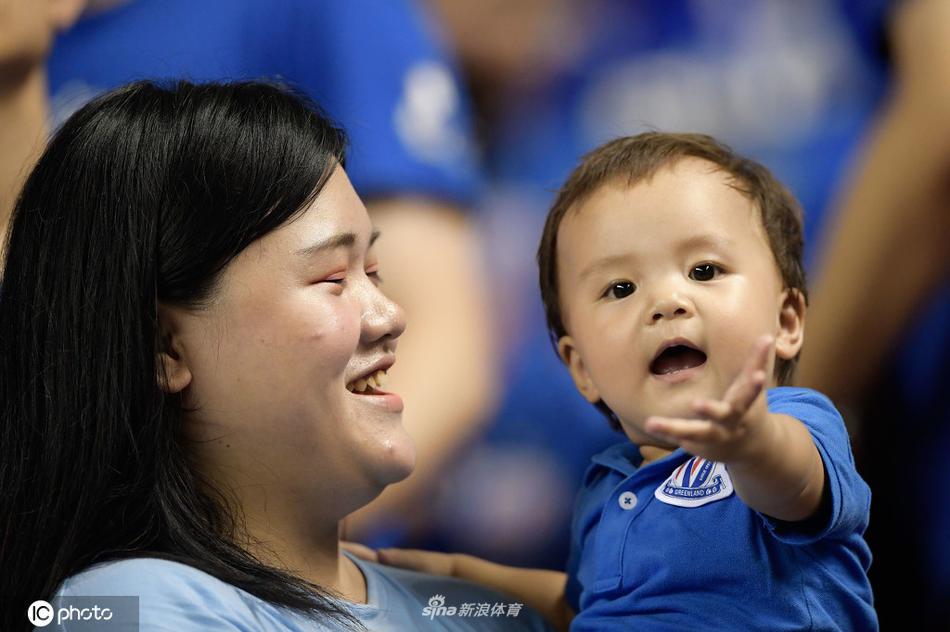 [盘点]球迷从娃娃抓起 中超各队可爱超萌的小球迷