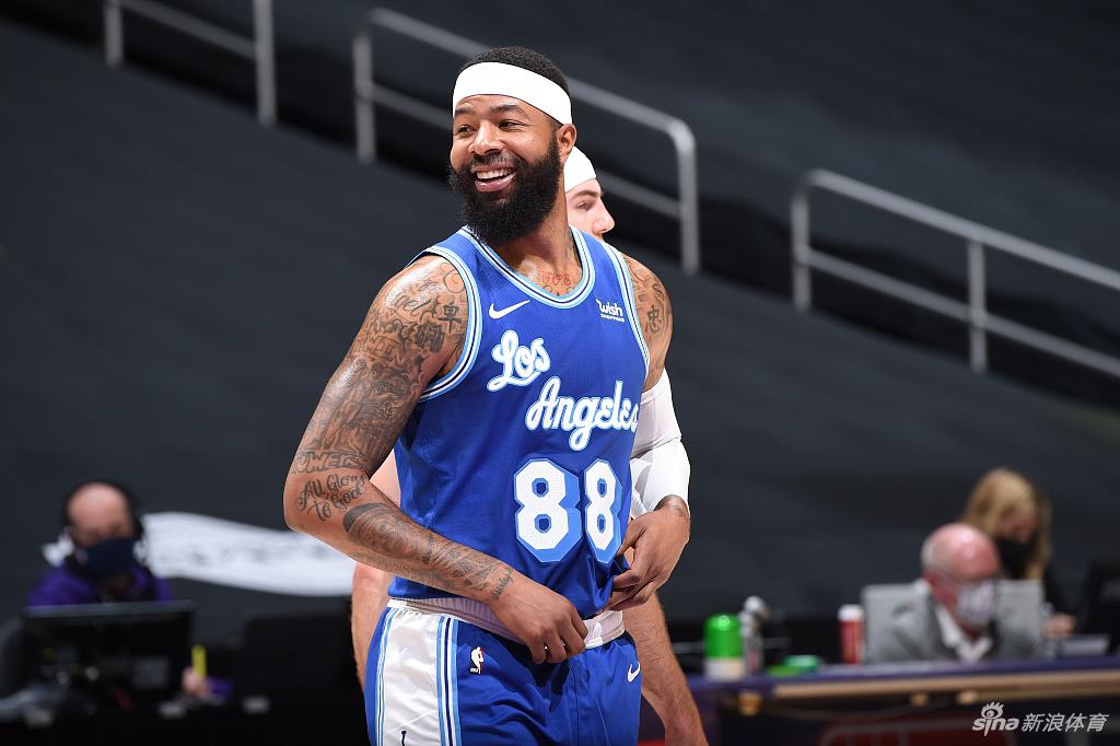 [NBA常规赛]森林狼91-127湖人