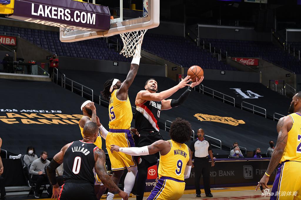 [NBA常规赛]开拓者115-107湖人
