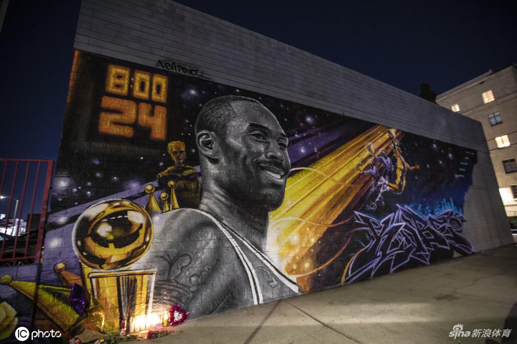科比去世一周年：洛杉矶街头遍布湖人传奇壁画