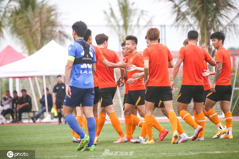 [足球热身赛]武汉卓尔 1-0 昆山FC