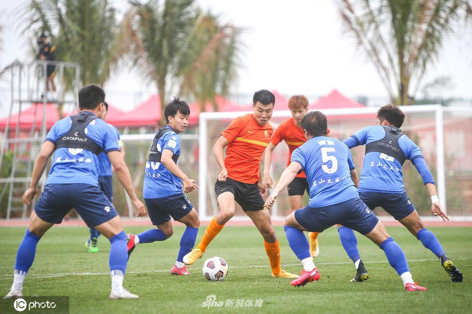 [足球热身赛]武汉卓尔 1-0 昆山FC