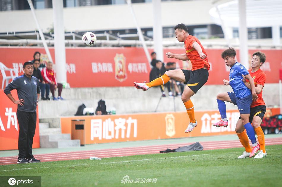 [足球热身赛]武汉卓尔 1-0 昆山FC