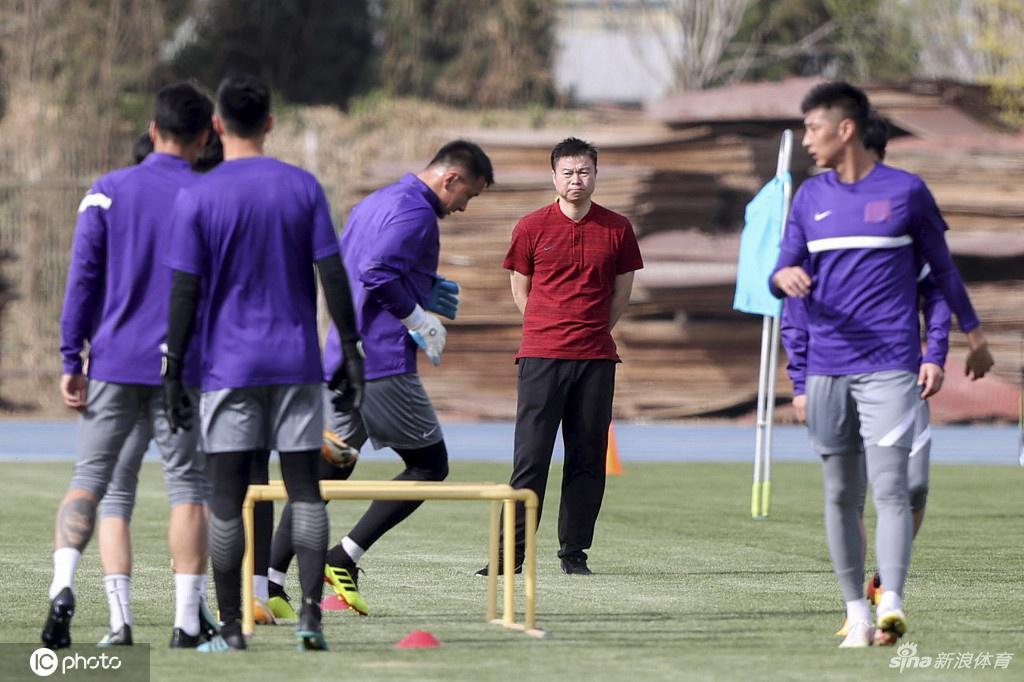 天津津门虎完成新赛季第一练 于根伟：树立球队的魂