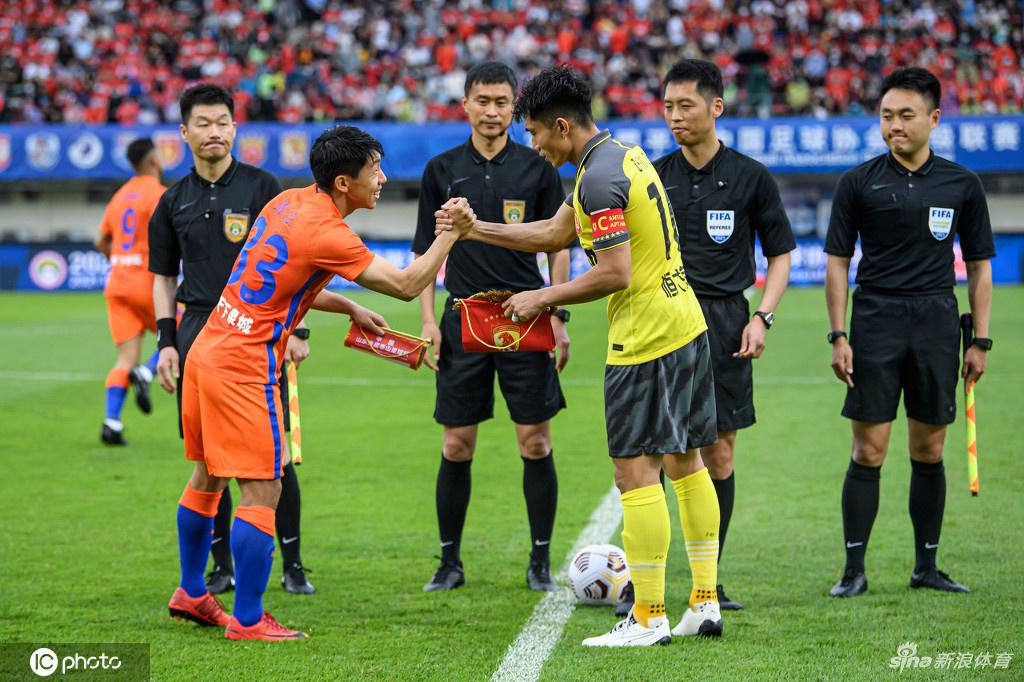 [中超]山东泰山vs广州队