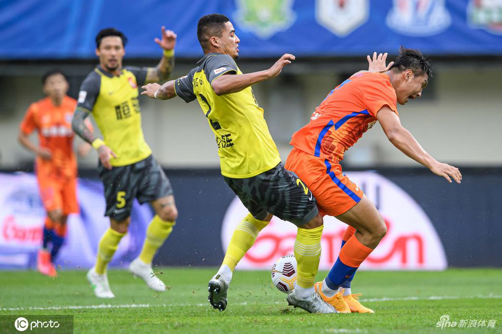 [中超]山东泰山vs广州队