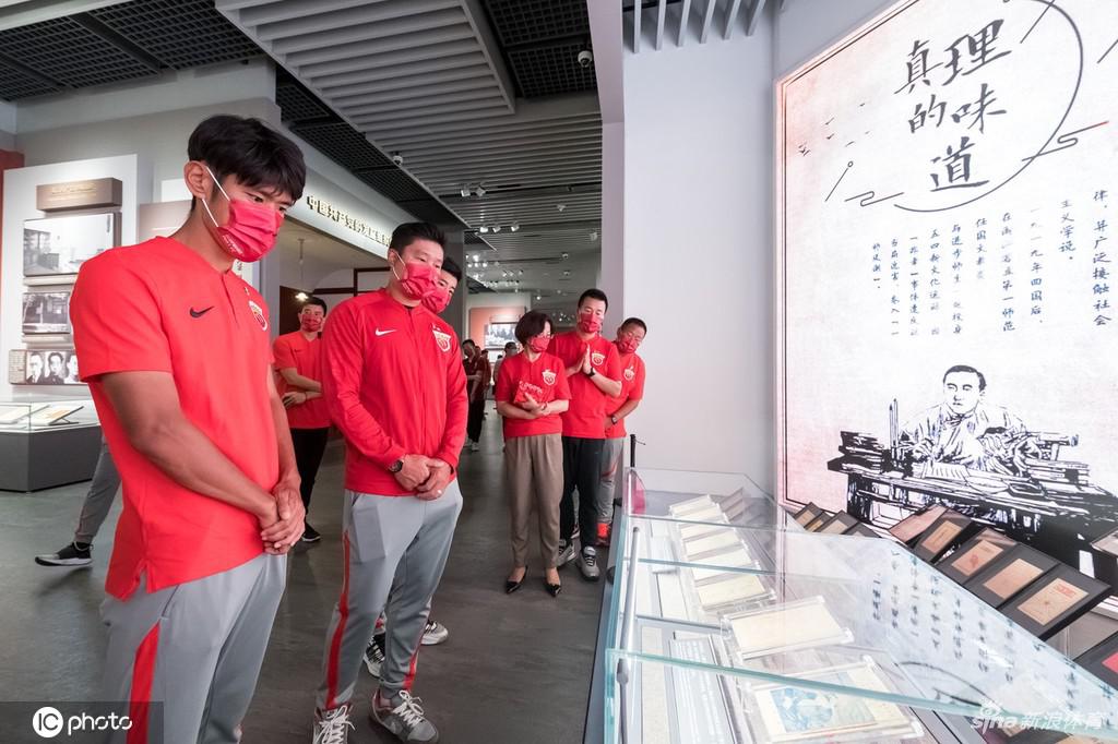 喜迎建党百年！海港队在一大会址进行党建活动