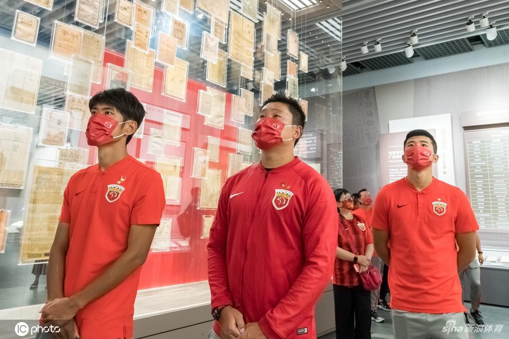 喜迎建党百年！海港队在一大会址进行党建活动