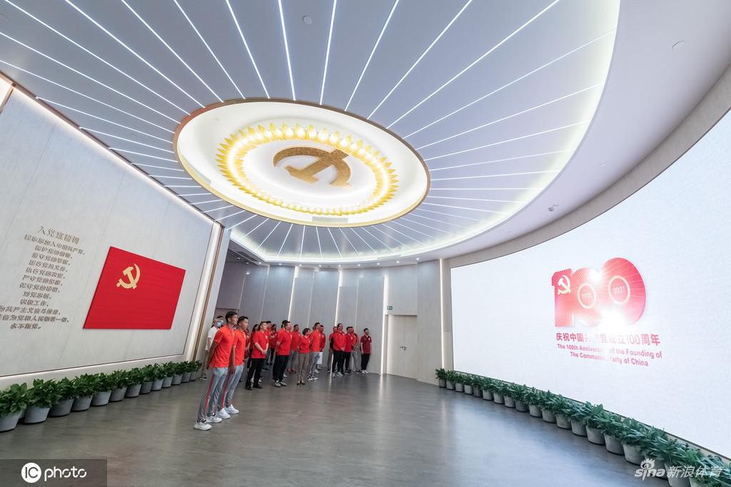 喜迎建党百年！海港队在一大会址进行党建活动