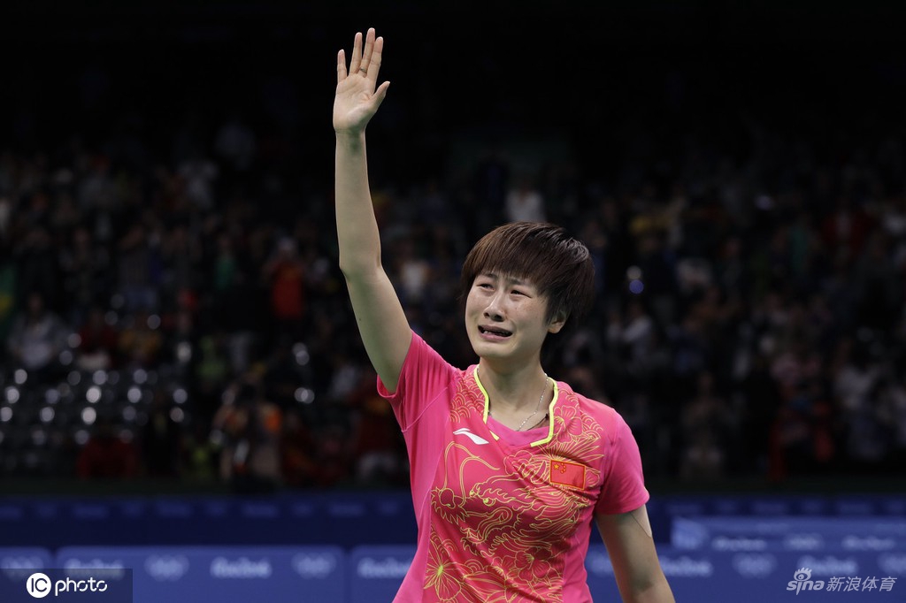 奥运冠军丁宁宣布退役 将就读北京大学