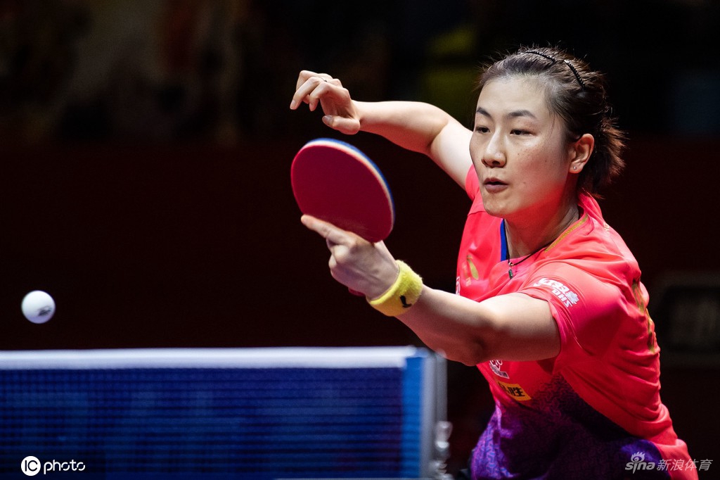 奥运冠军丁宁宣布退役 将就读北京大学