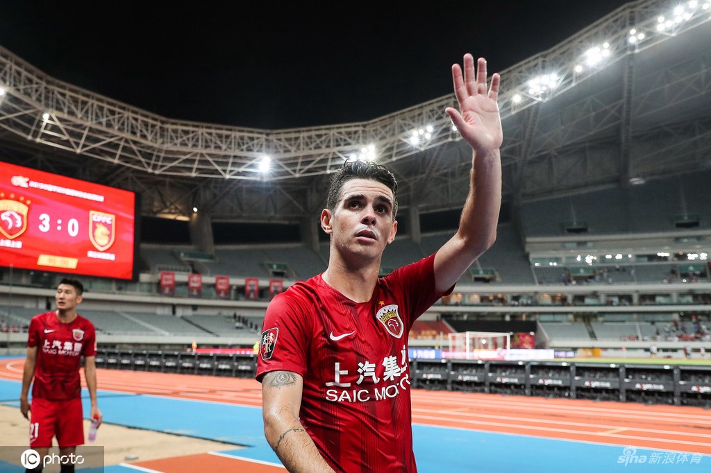 海港队长奥斯卡训练中受伤骨折 康复需六周