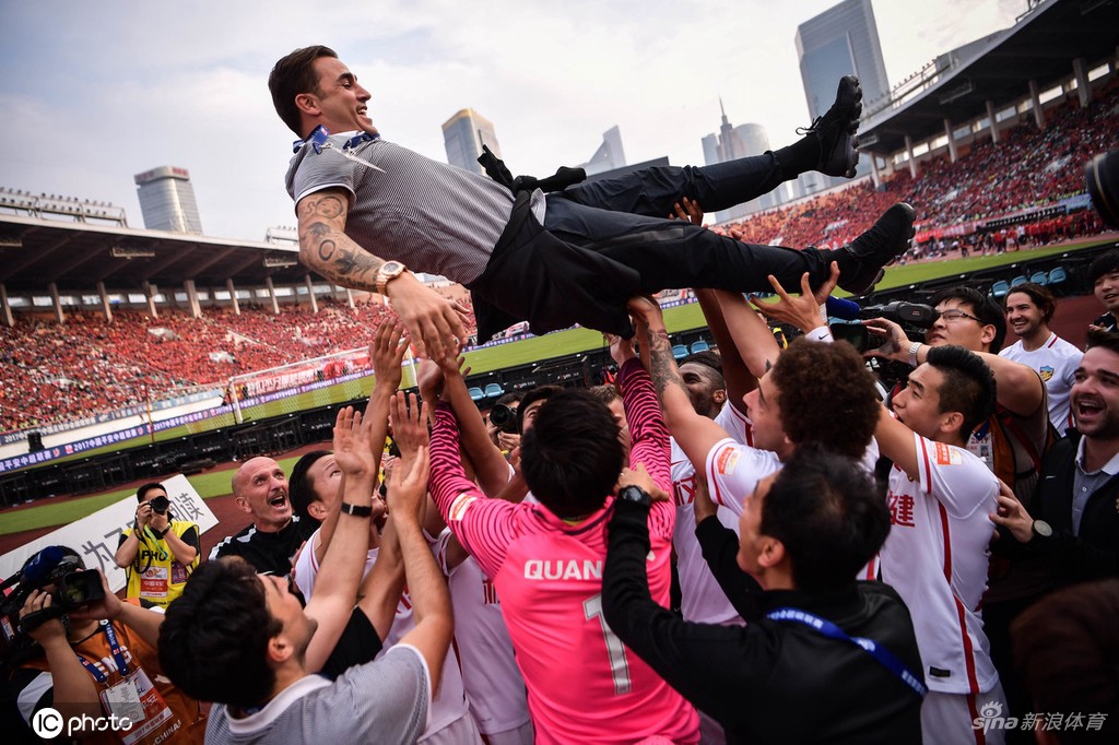 回顾卡纳瓦罗7年中国执教生涯