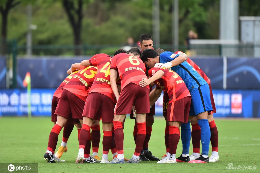 河北足球俱乐部发布停工休假通知