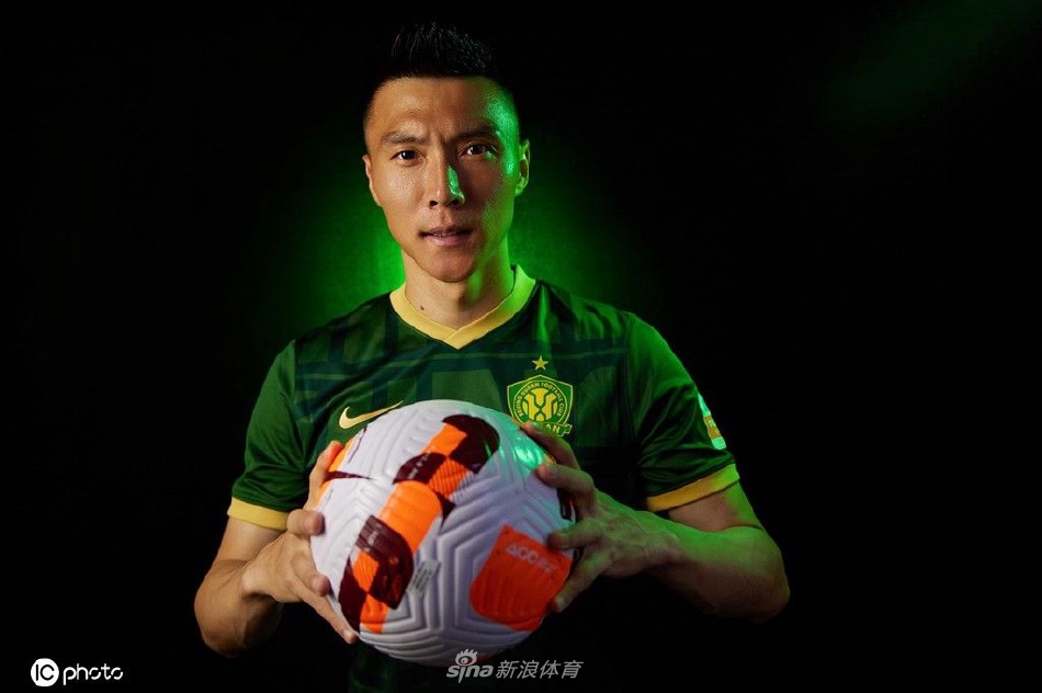 北京国安球队色主题创意写真