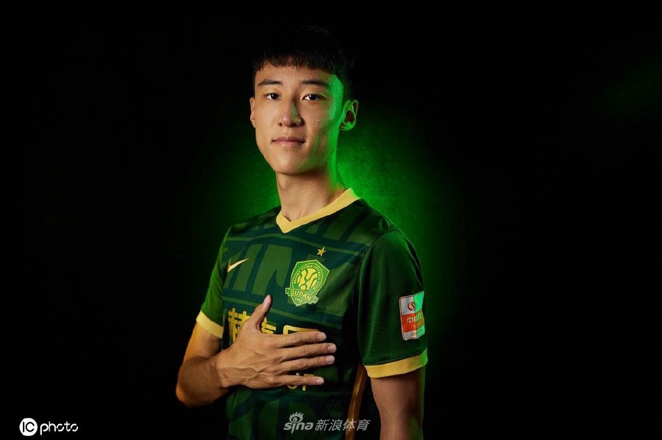 北京国安球队色主题创意写真