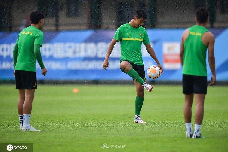 北京国安备战训练