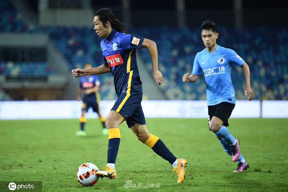 [中超]大连人2-0广州城