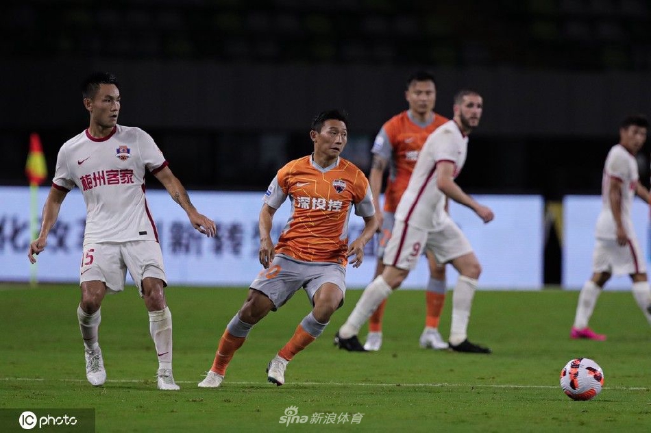 [中超]深圳队1-2梅州客家