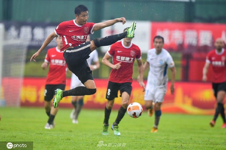 [中超]天津津门虎1-1成都蓉城