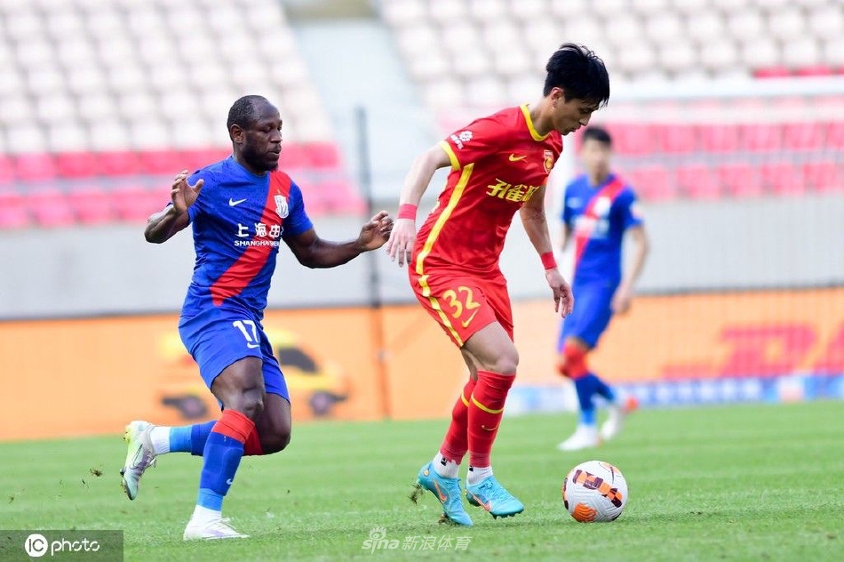 [中超]河北队1-3上海申花
