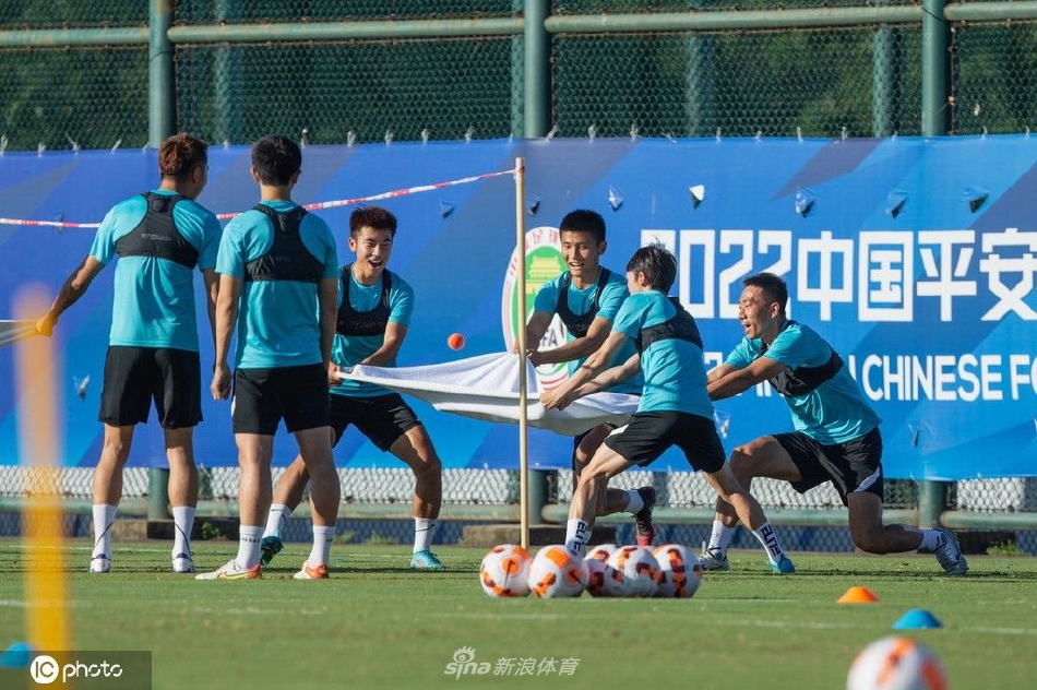 大连人备战训练