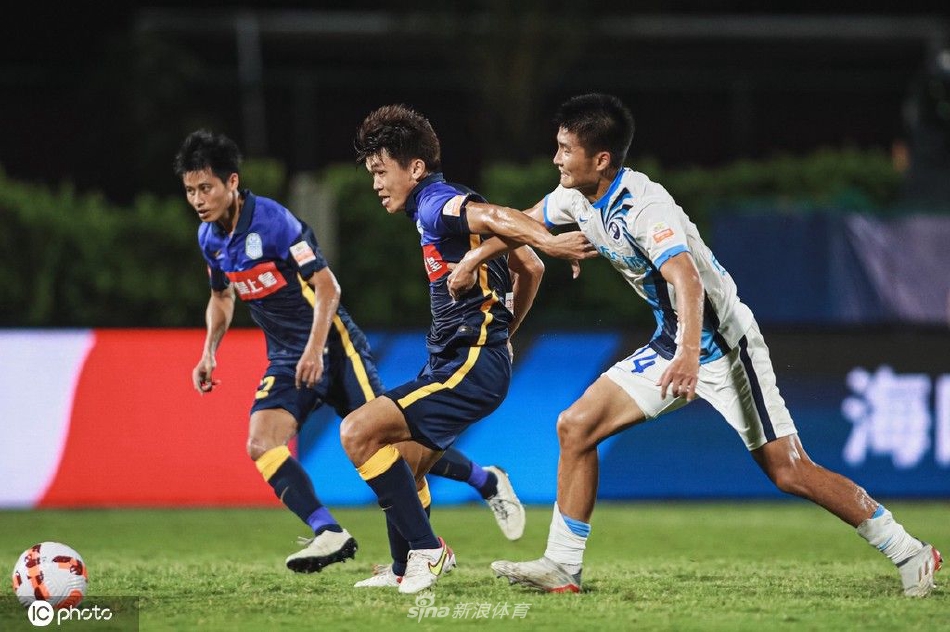 [中超]广州城0-3大连人