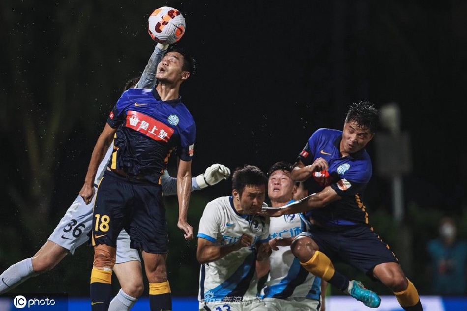 [中超]广州城0-3大连人