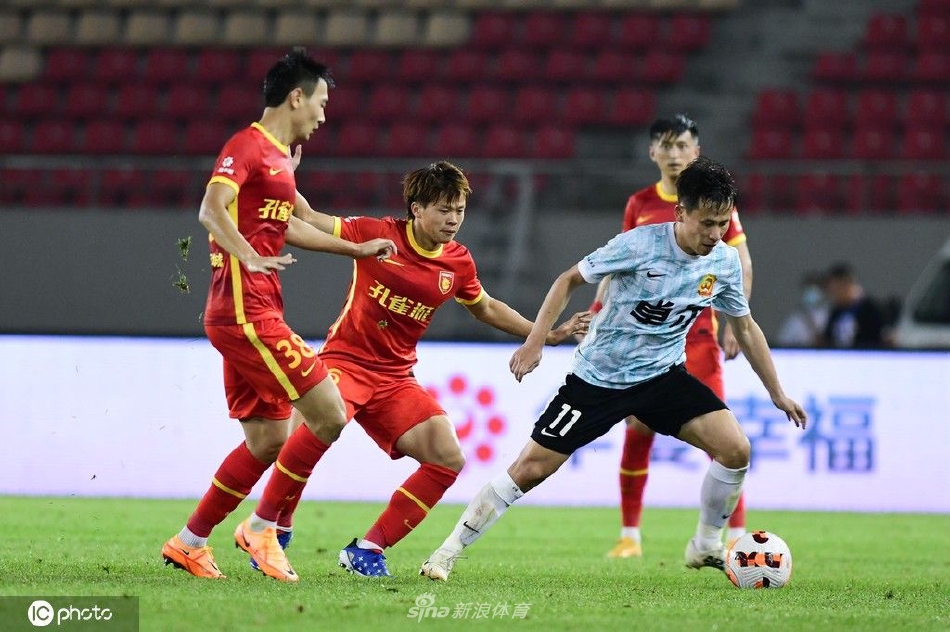 [中超]河北队2-1武汉长江