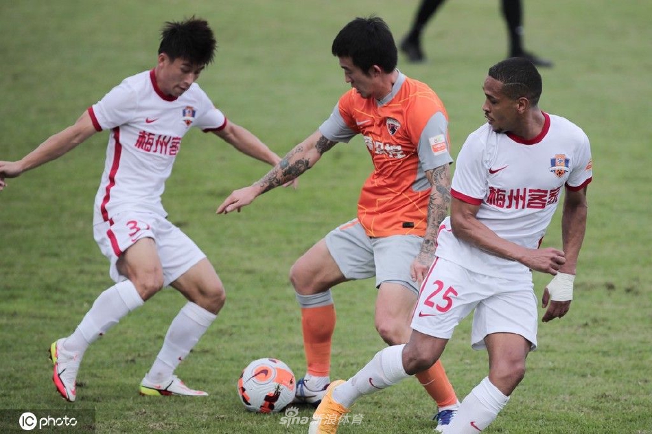 [中超]梅州客家1-0深圳队