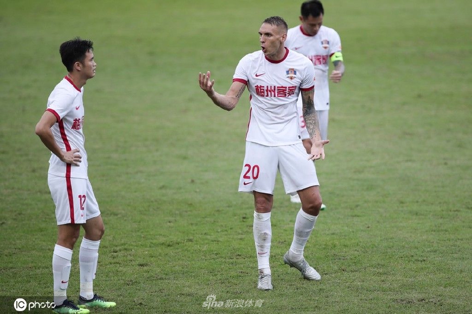 [中超]梅州客家1-0深圳队