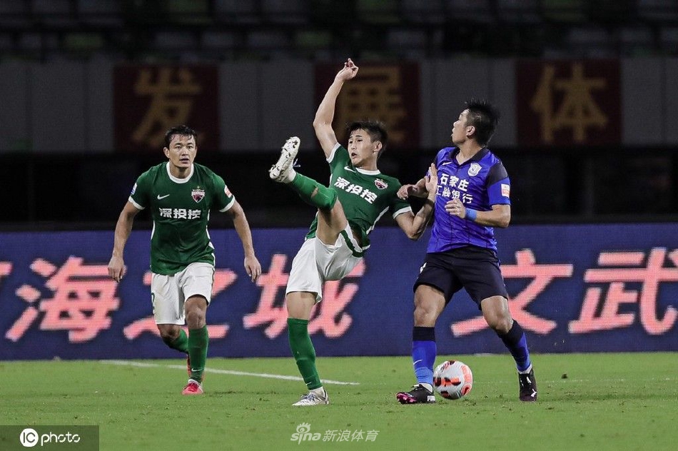[中超]沧州雄狮1-2深圳队