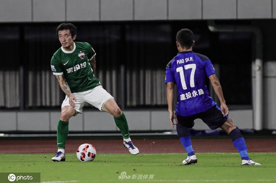 [中超]沧州雄狮1-2深圳队