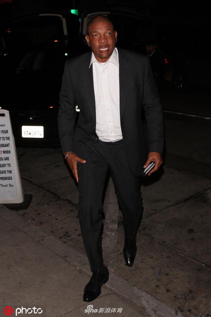 格里芬里弗斯帕森斯现身好莱坞