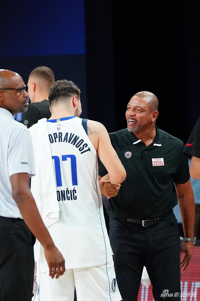 [NBA季后赛]快船总分4-2淘汰独行侠晋级