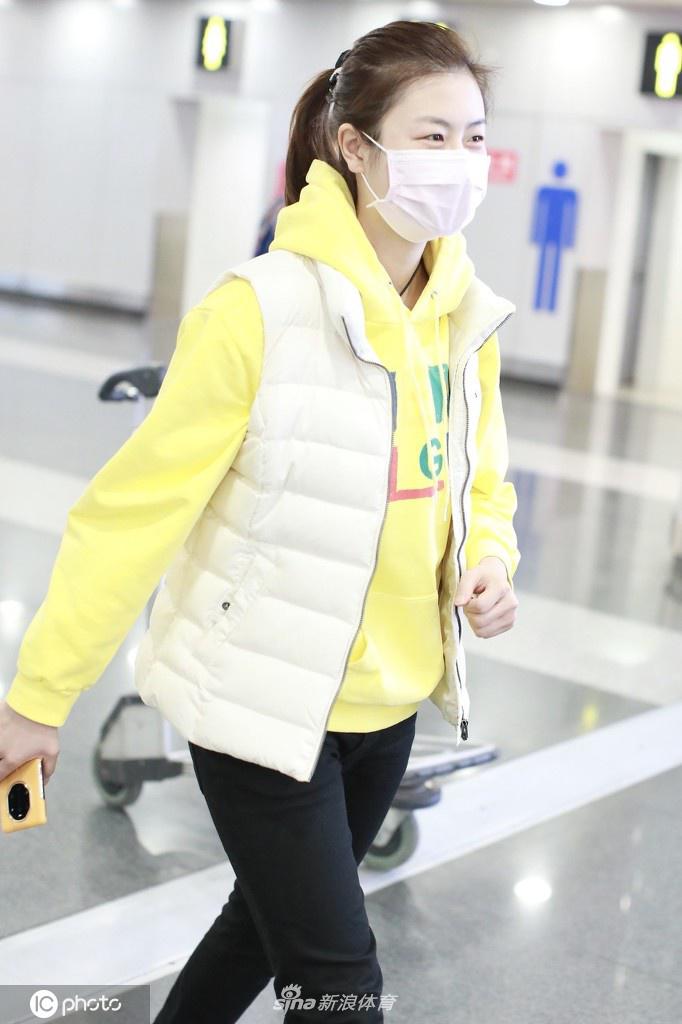 丁宁现身北京机场