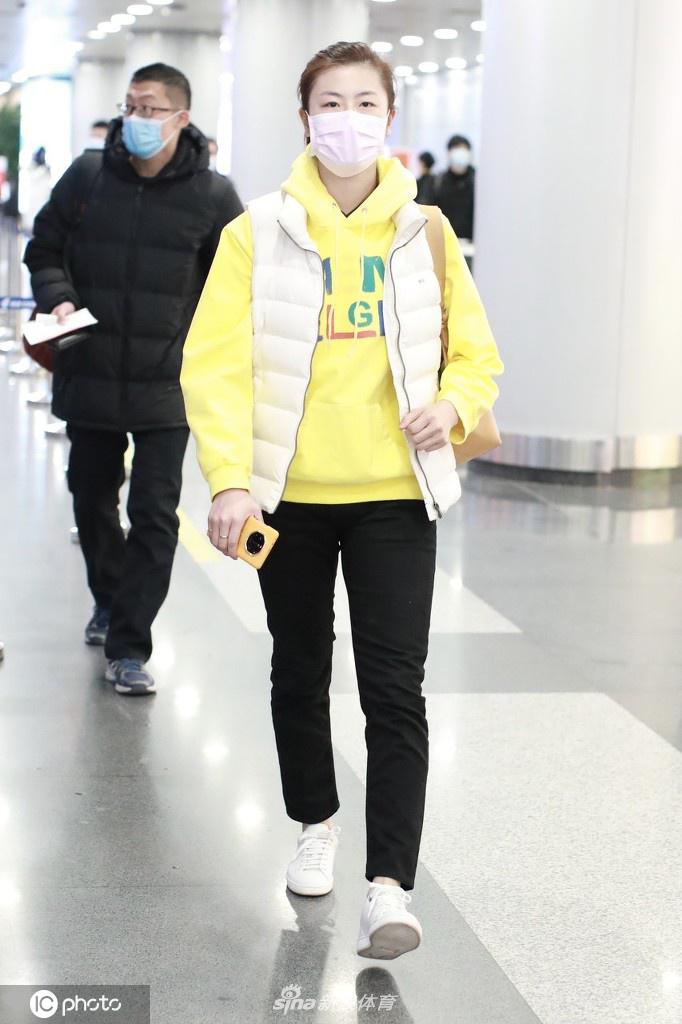 丁宁现身北京机场