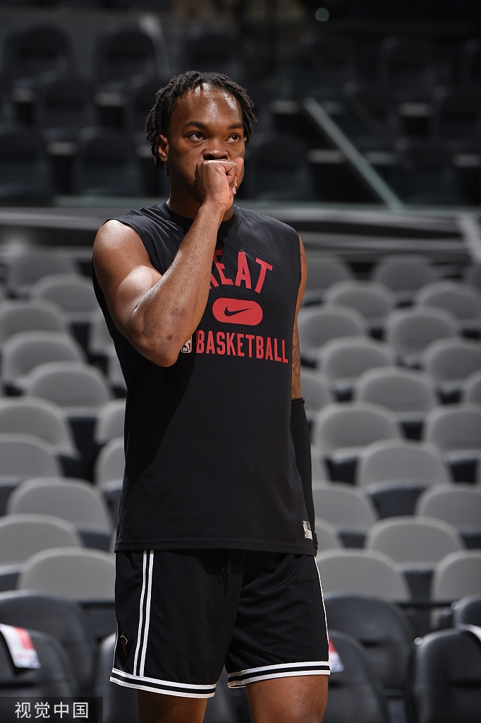 [NBA季前赛]热火109-105马刺